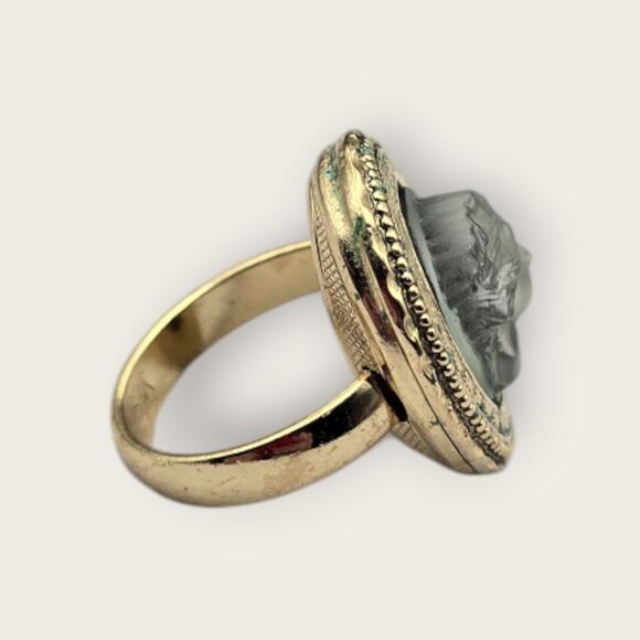 Vintage Whiting and Davis Glass Cameo Ring β Collectible Adjustable Gold Tone - Picture 4 of 8